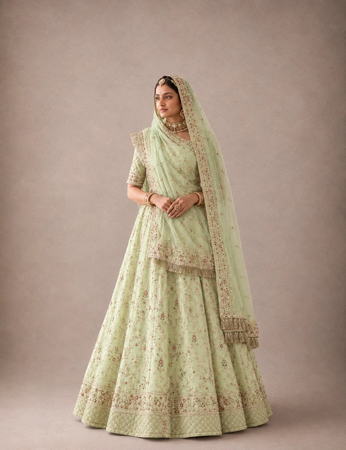 Pista-Gulab-Poshak